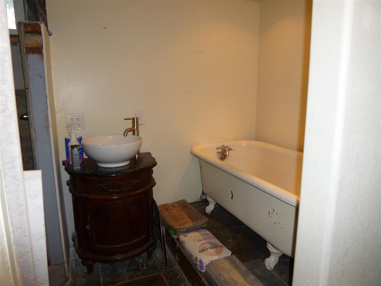3911 E 8th Ave. - Photo 14
