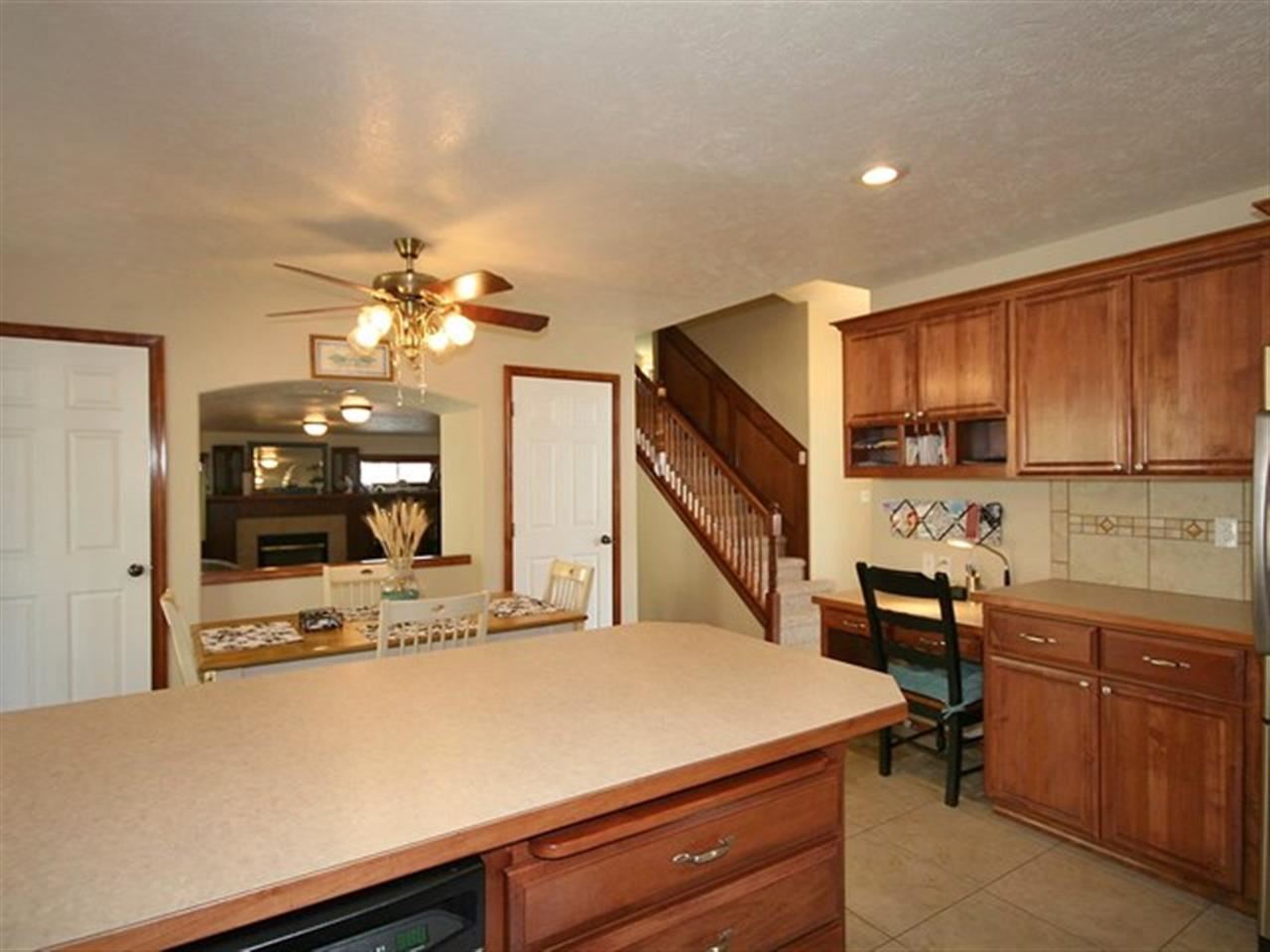 6424 W Kitsap Dr - Photo 7