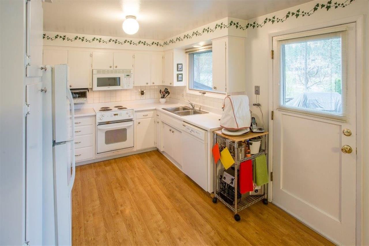104 E Salmon - Photo 6