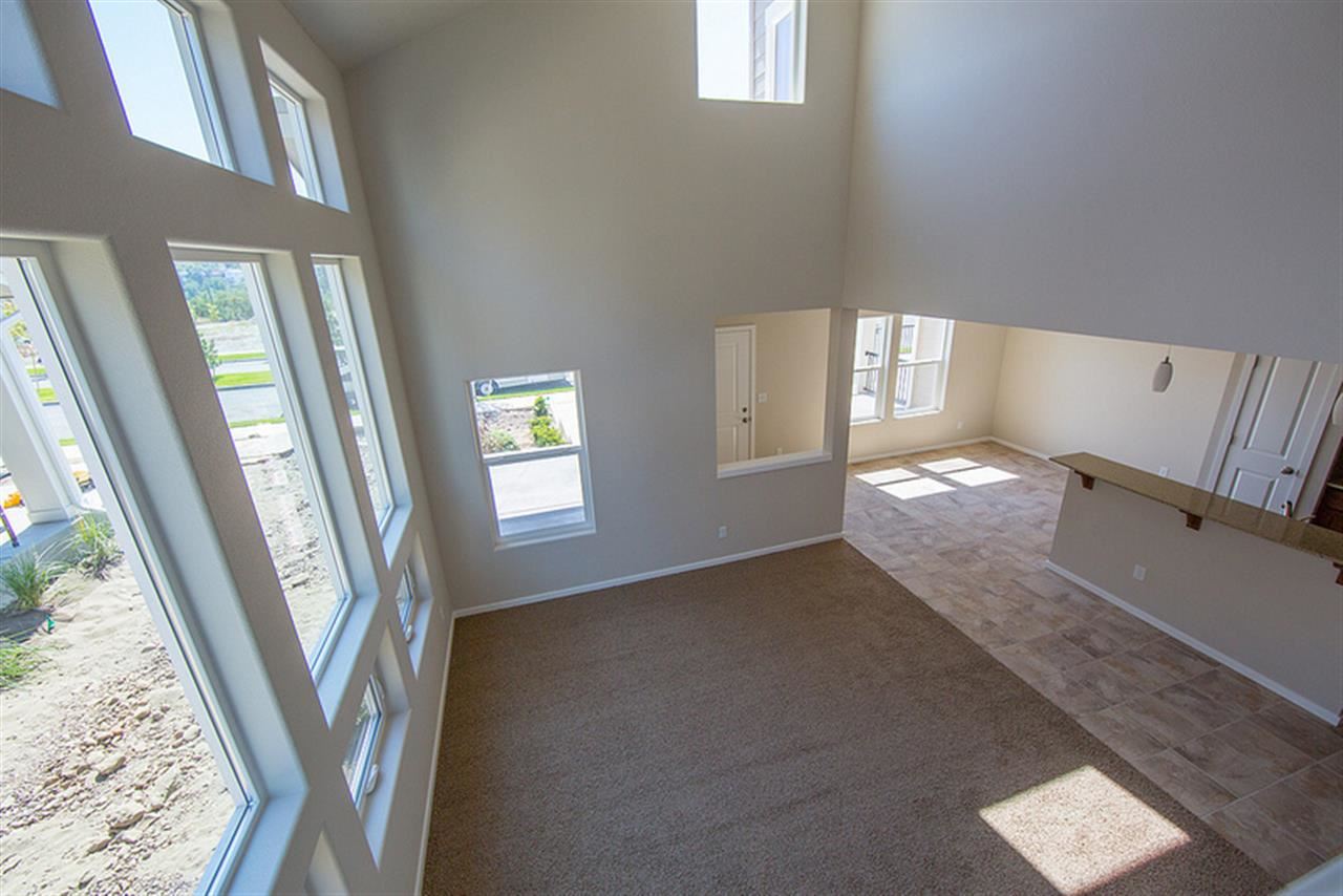 2118 W Summit - Photo 3