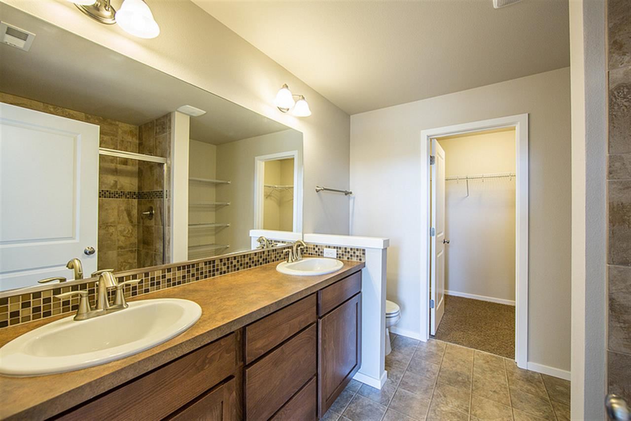 2118 W Summit - Photo 5