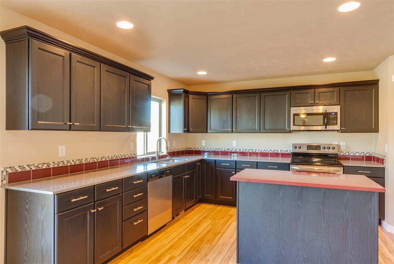5804 S Freya St - Photo 3