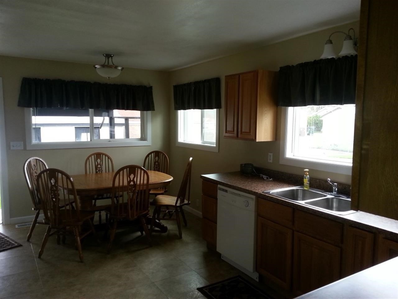 4824 N Monroe - Photo 4