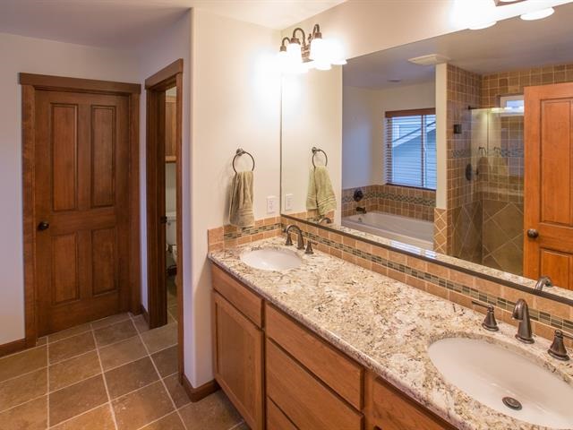 1659 N Winrock St - Photo 11