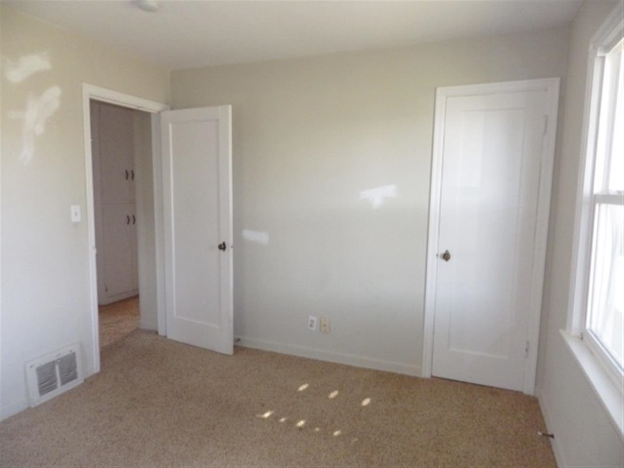 1304 E Lacrosse Ave - Photo 9