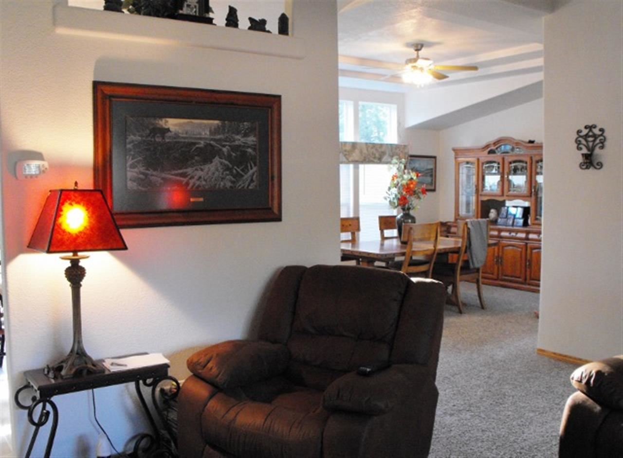 401 W Oregon Rd - Photo 7