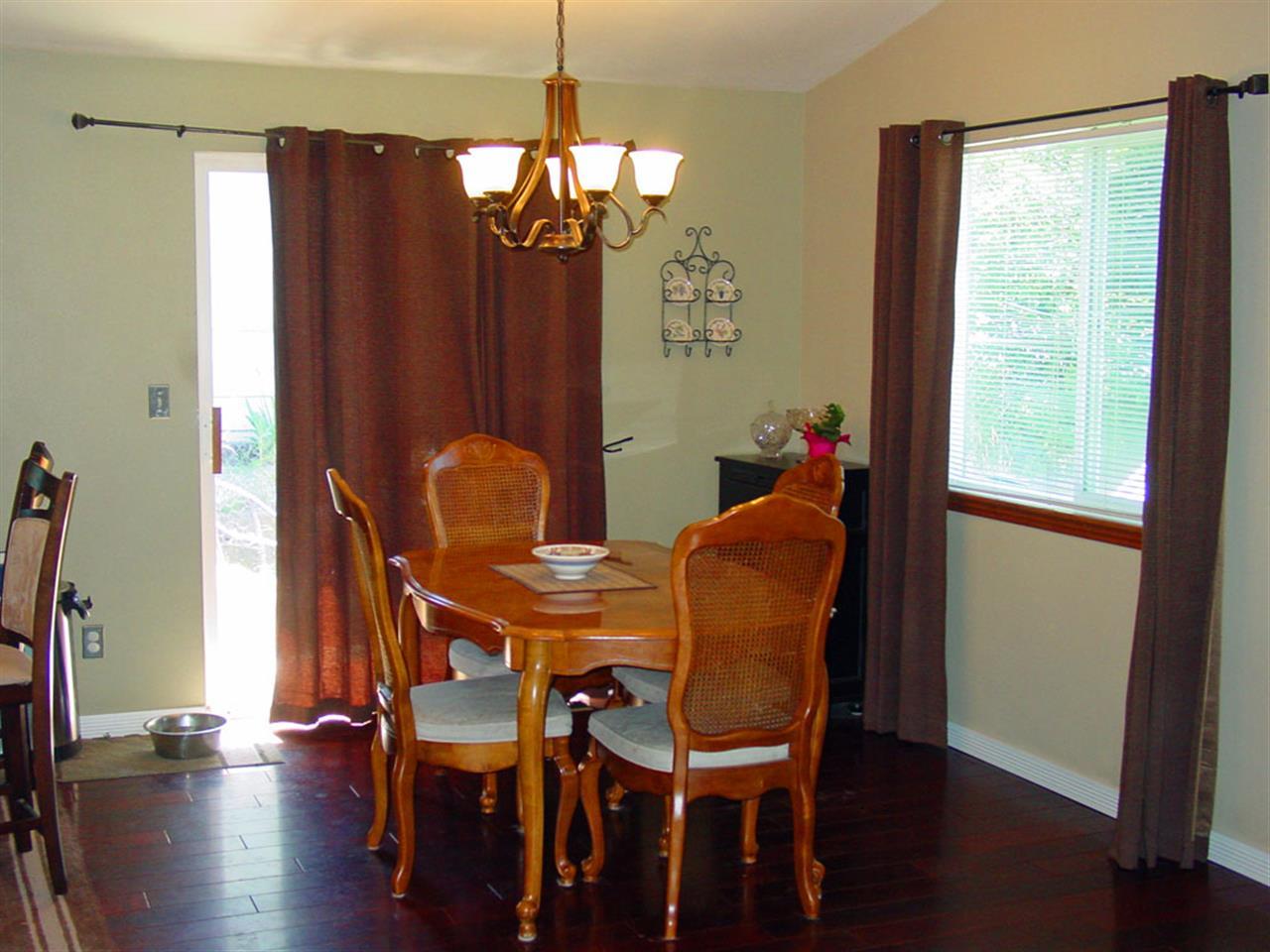 161 W Evergreen - Photo 4