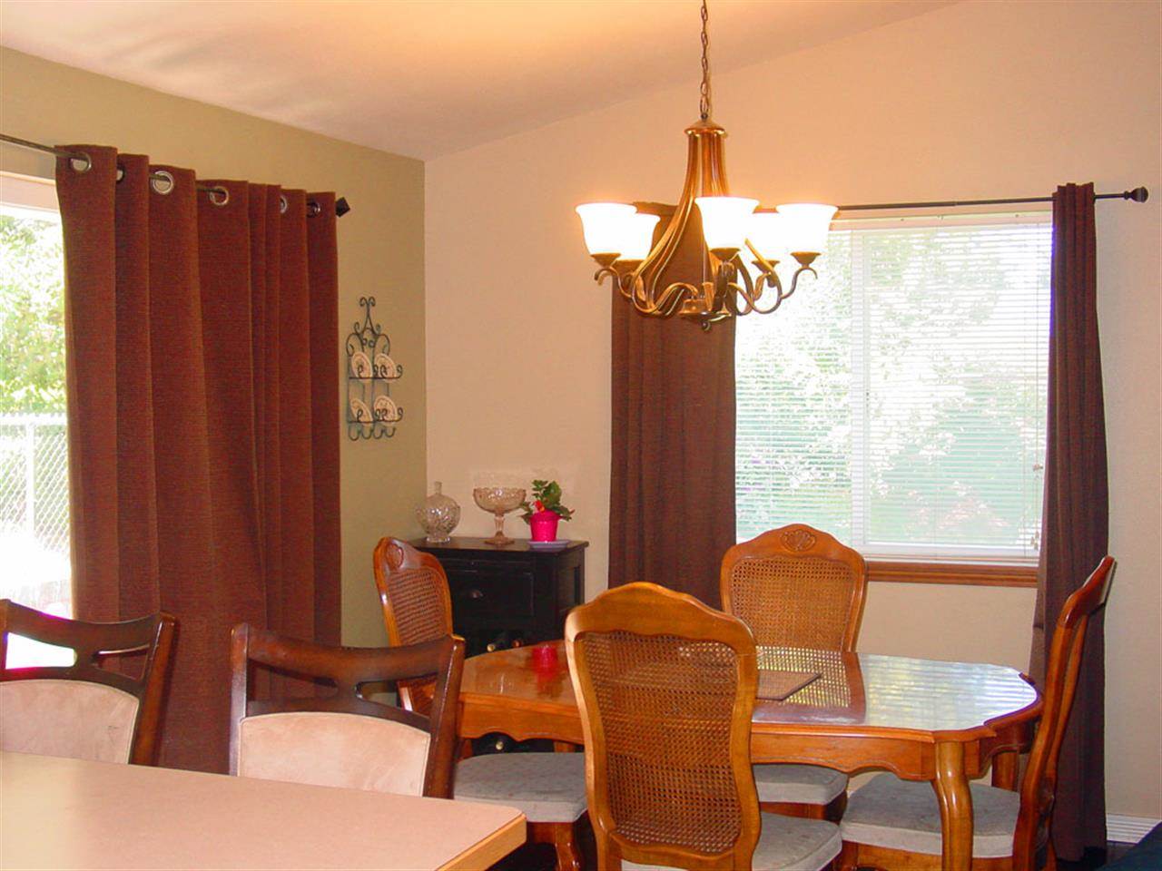 161 W Evergreen - Photo 9