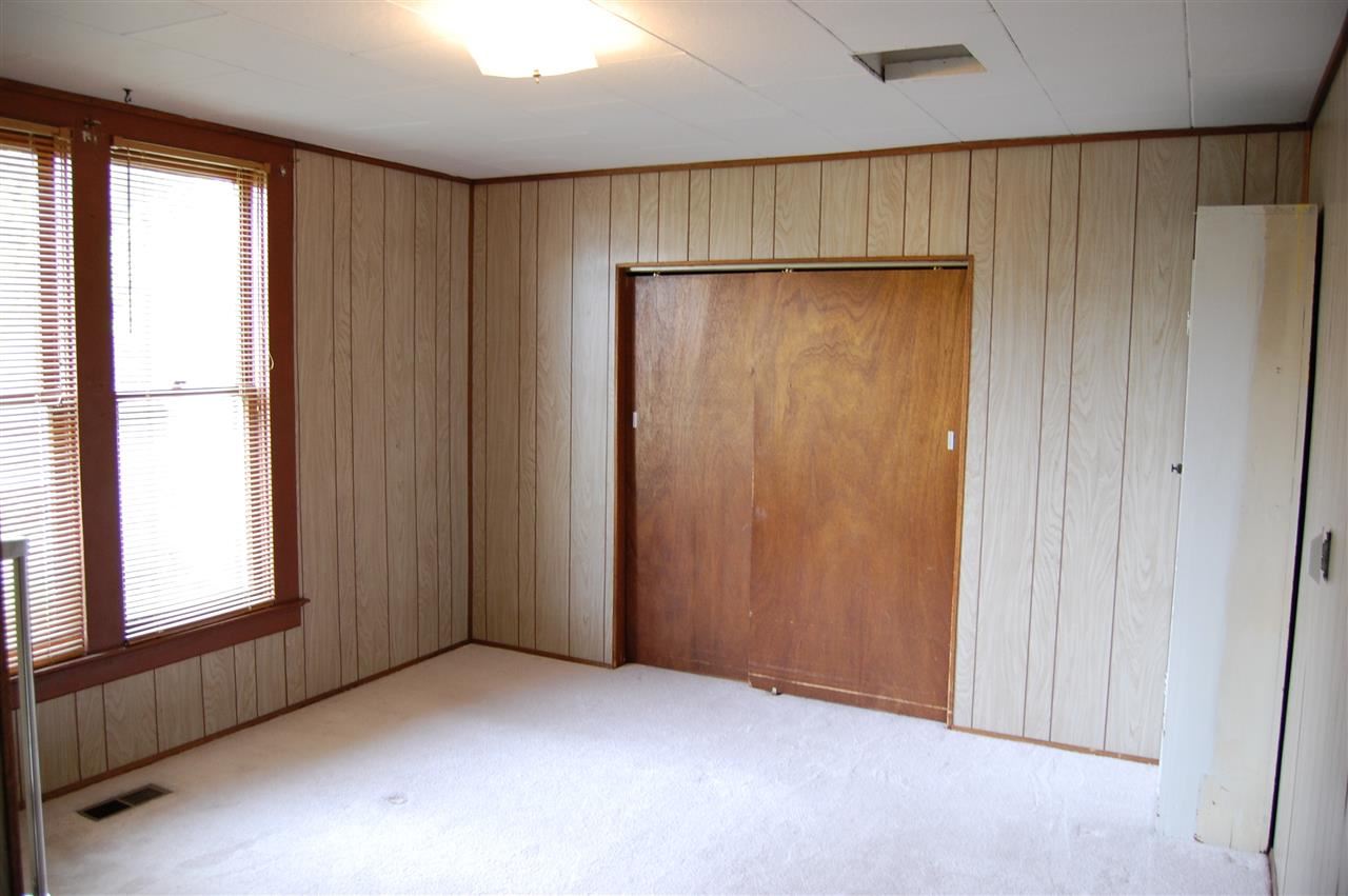 512 W KNOX Ave - Photo 11