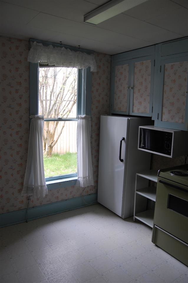 512 W KNOX Ave - Photo 8