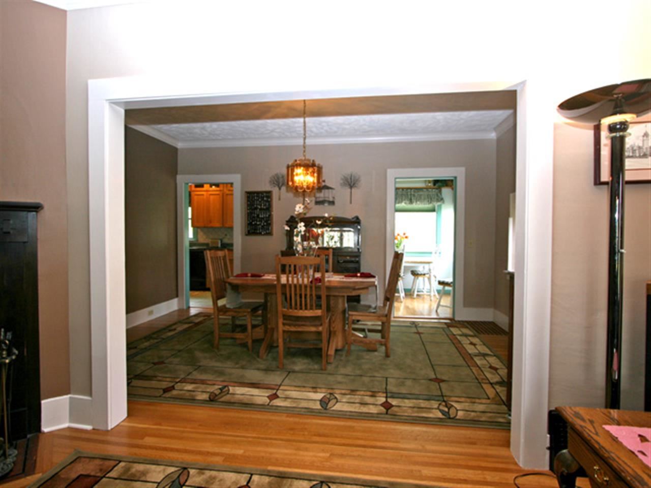 1227 N Sherwood St - Photo 8