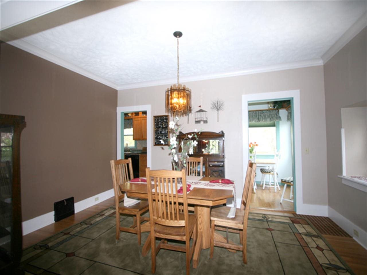 1227 N Sherwood St - Photo 9