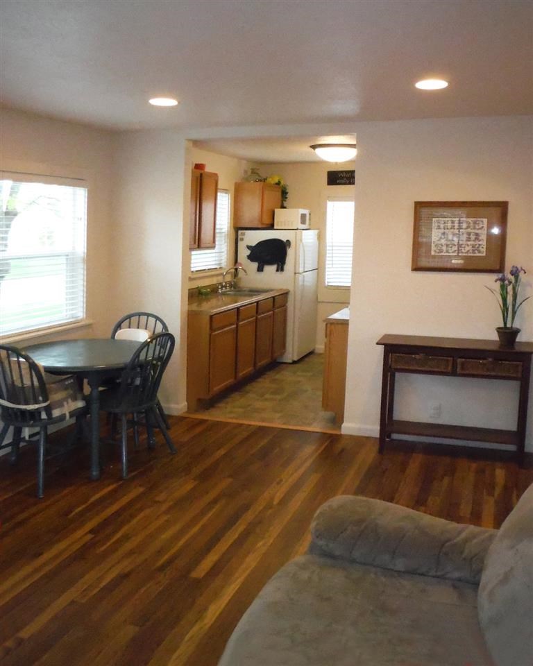5128 N Washington St - Photo 3