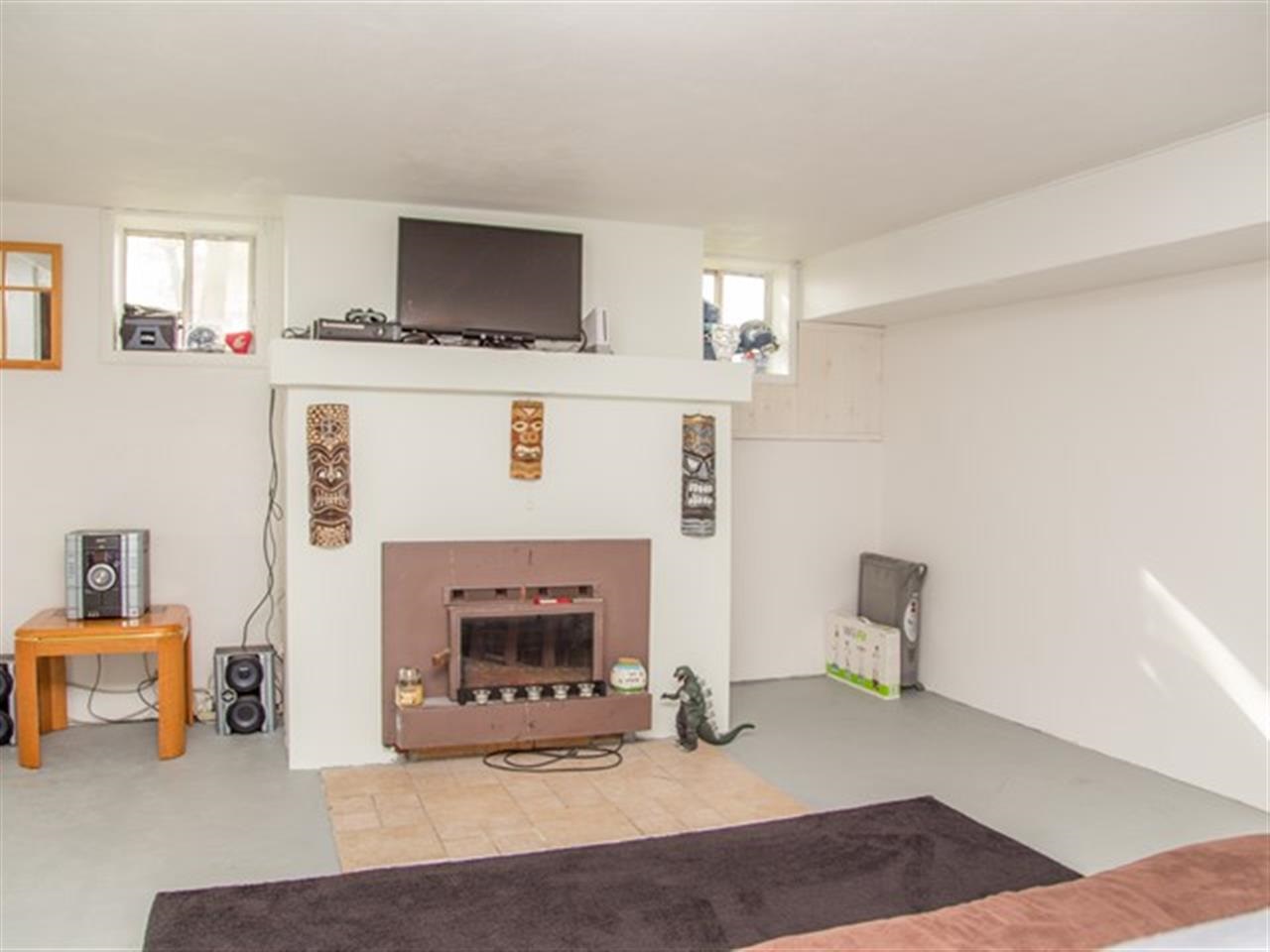 8724 E Main Ave - Photo 13