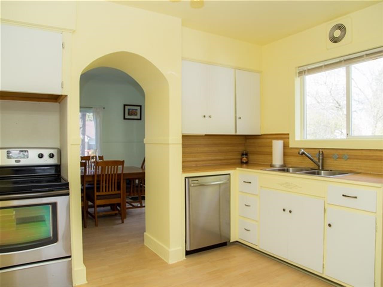 8724 E Main Ave - Photo 4