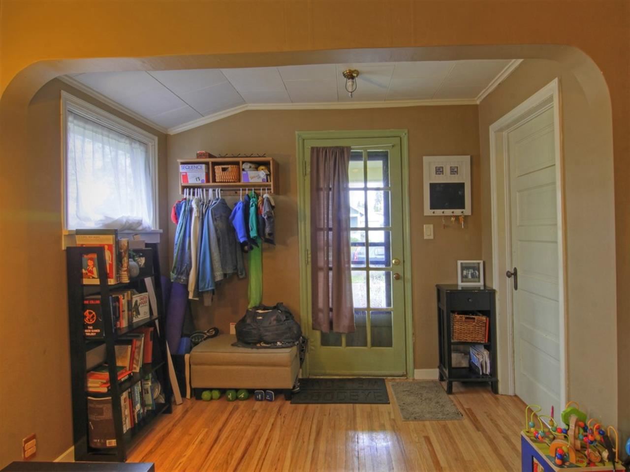 525 W Providence Ave - Photo 4