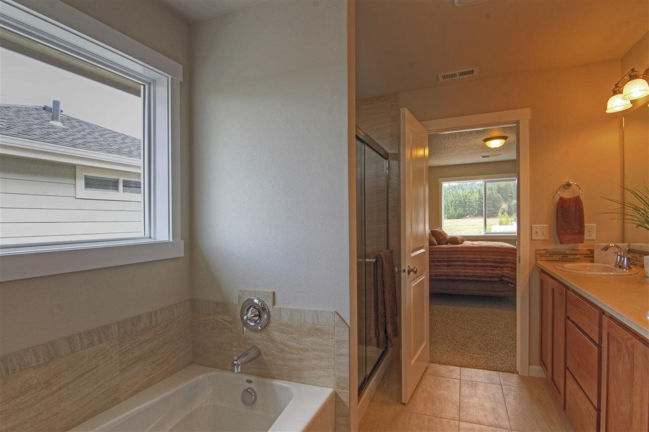 24870 E Stonecrest Ave - Photo 12