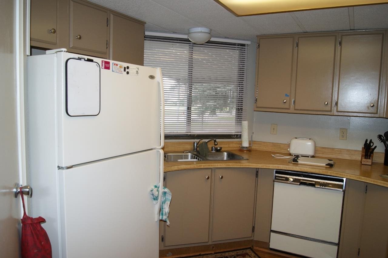 17604 E 6th Ave - Photo 12