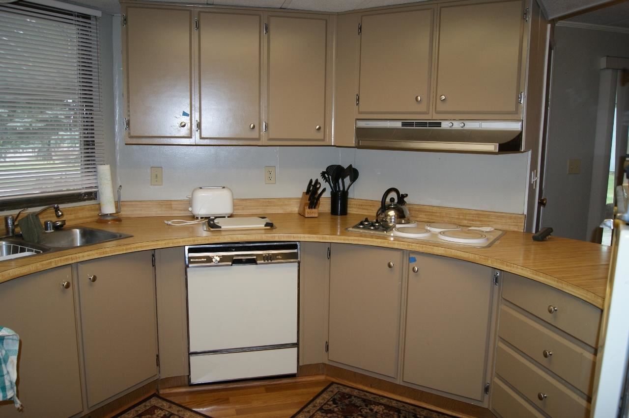 17604 E 6th Ave - Photo 13