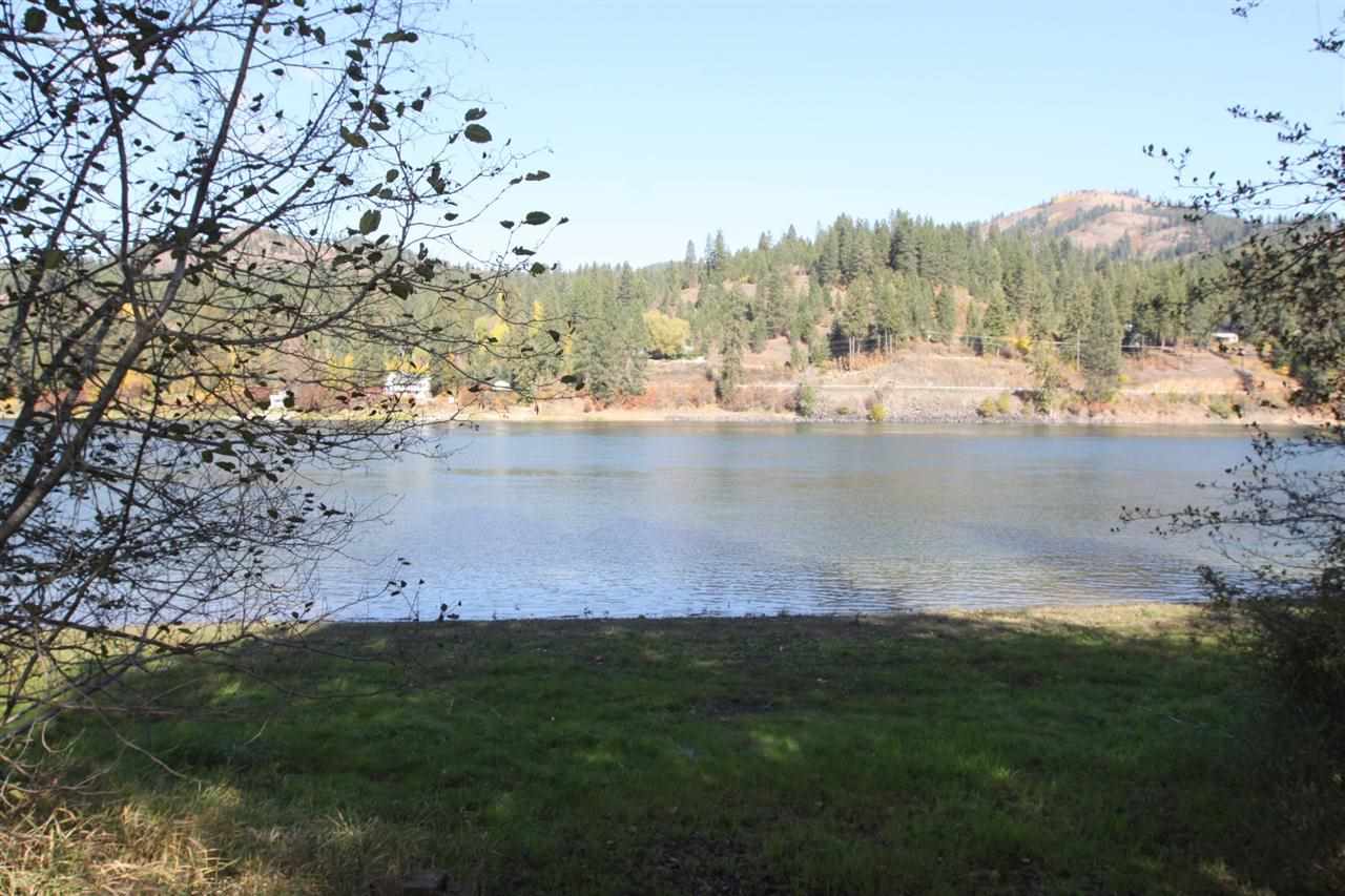 1292 Stanley Dr - Photo 12