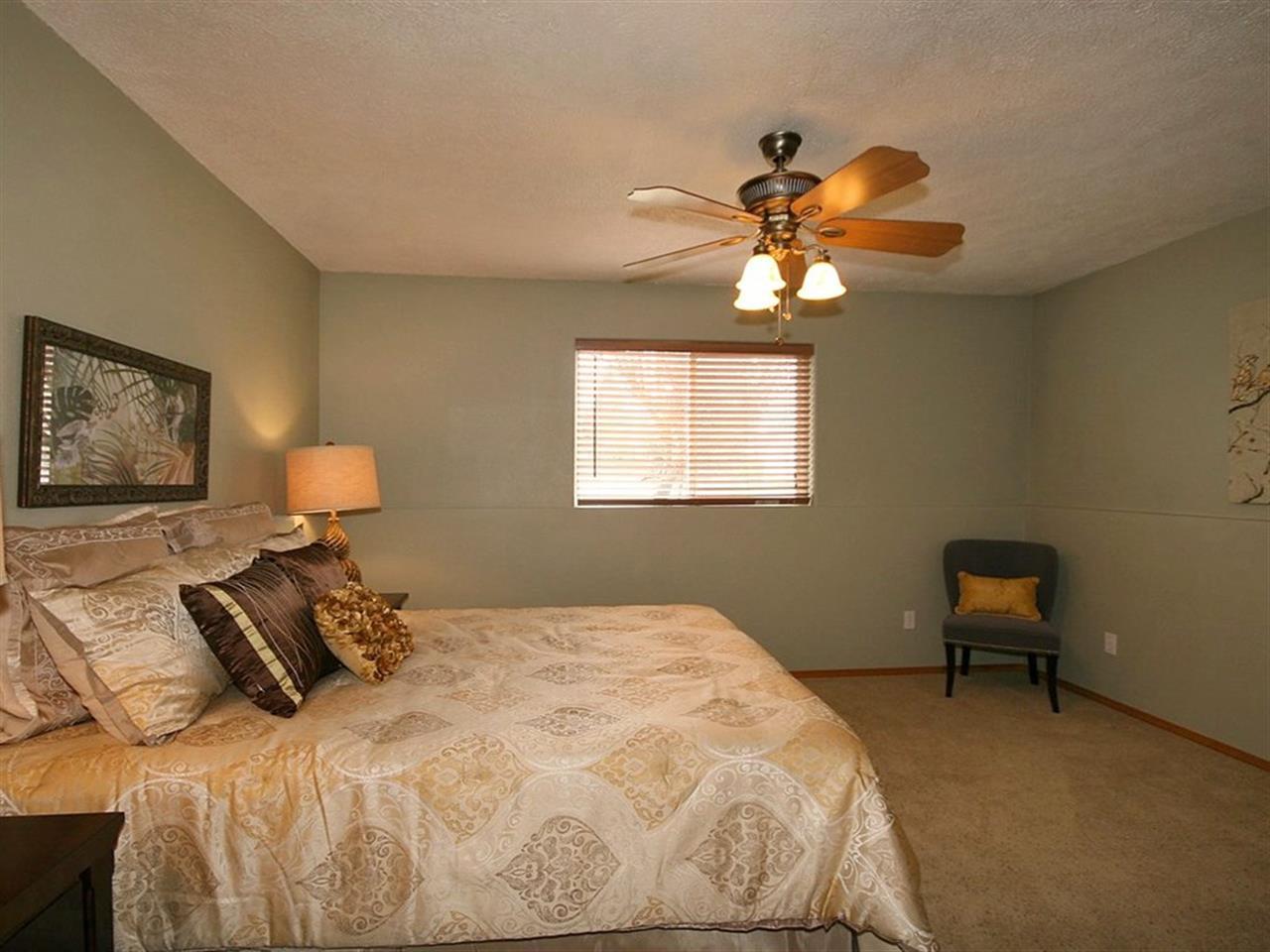 10909 E 12th Ave - Photo 11