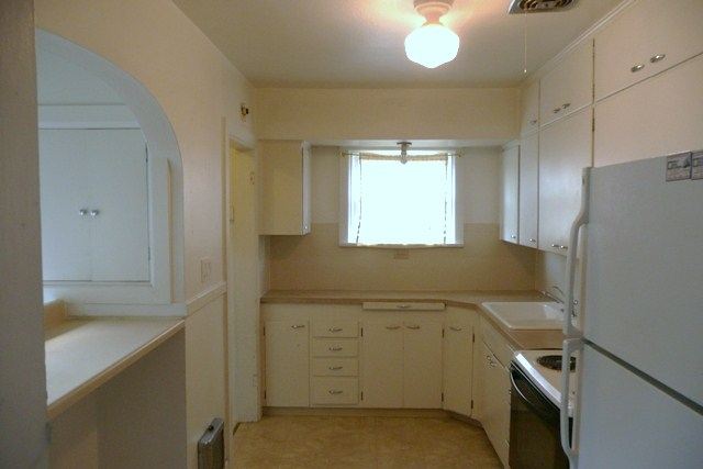 21 E Liberty - Photo 4
