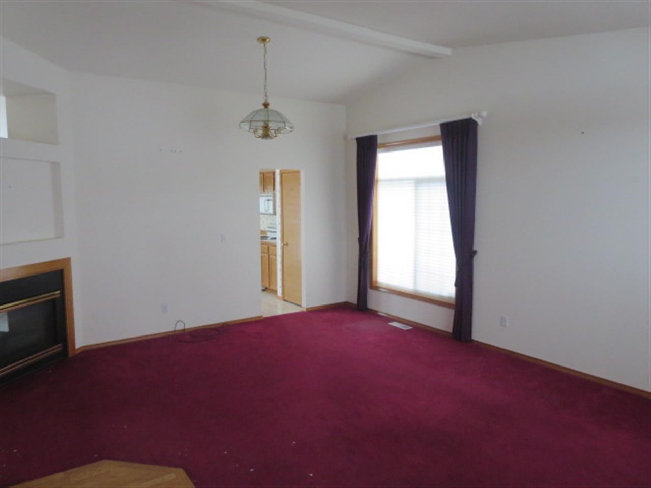 11512 E 38th Ave - Photo 3
