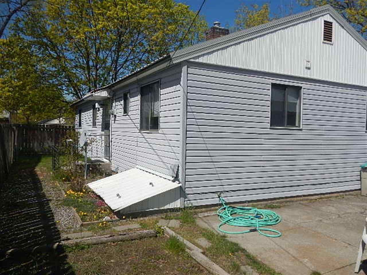 2625 W Columbia Ave - Photo 11