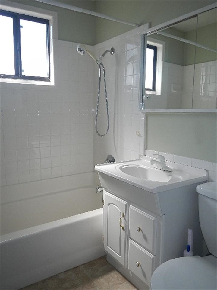2625 W Columbia Ave - Photo 10