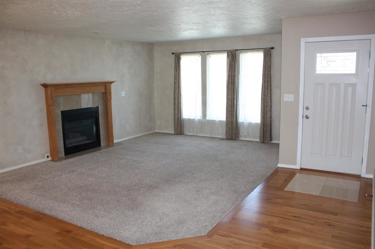 720 S Pineview - Photo 4