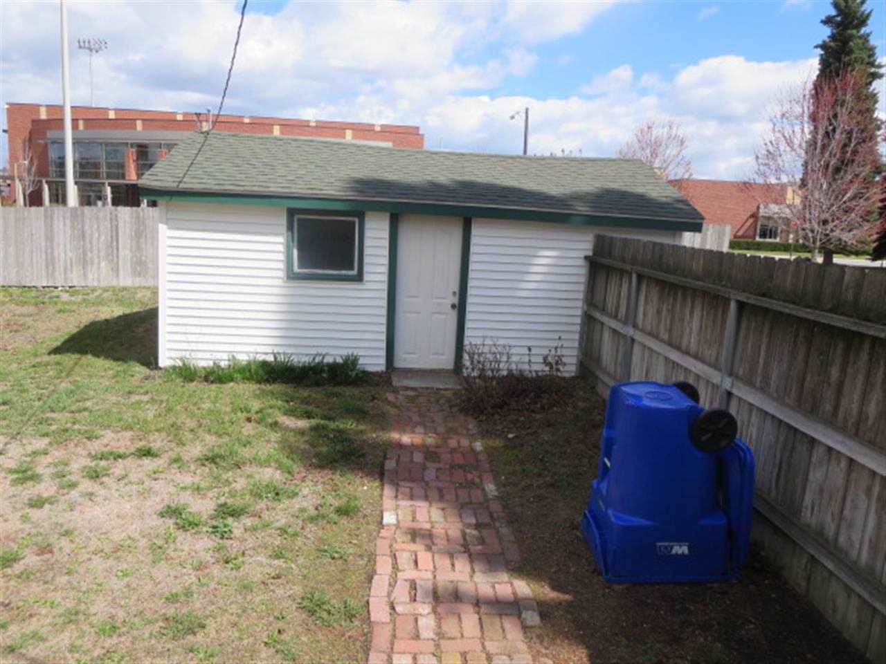 8221 E Fairview Ave - Photo 17
