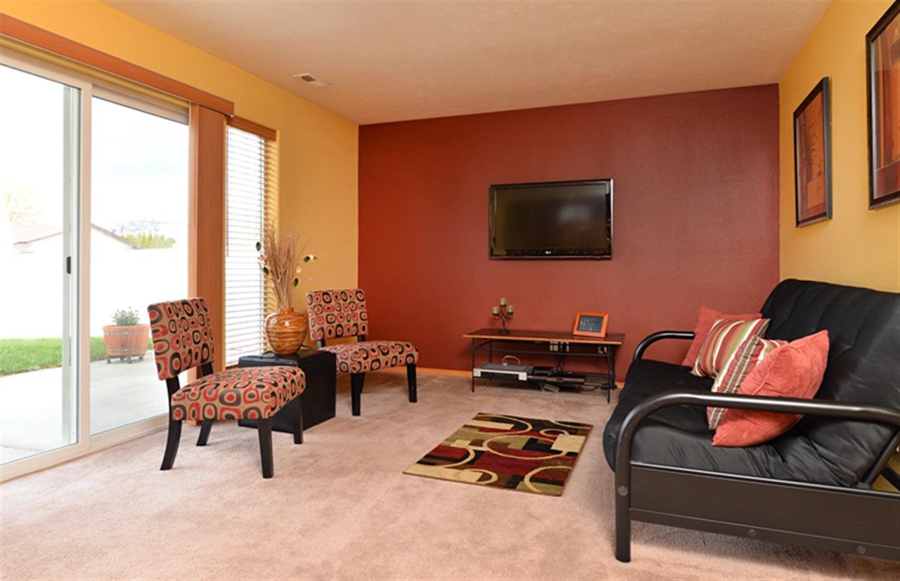 902 S Rees Ln - Photo 10
