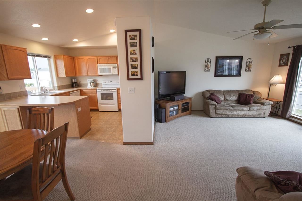 1603 E Weile Ave - Photo 3