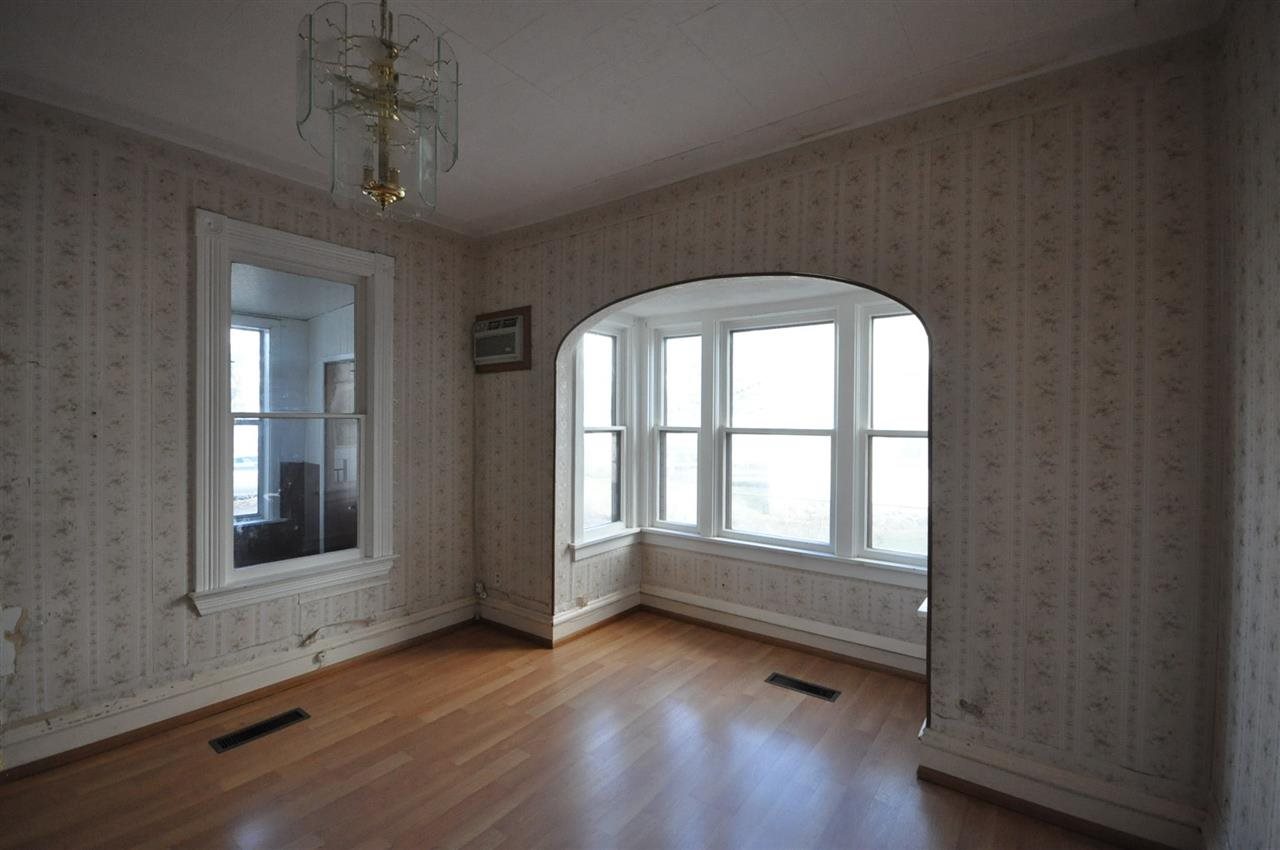 1014 E COURTLAND Ave - Photo 3