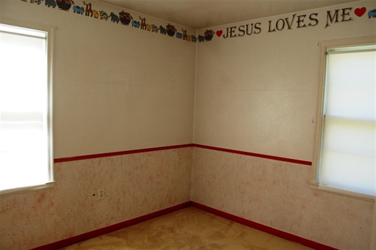 1215 N Woodruff Rd - Photo 5