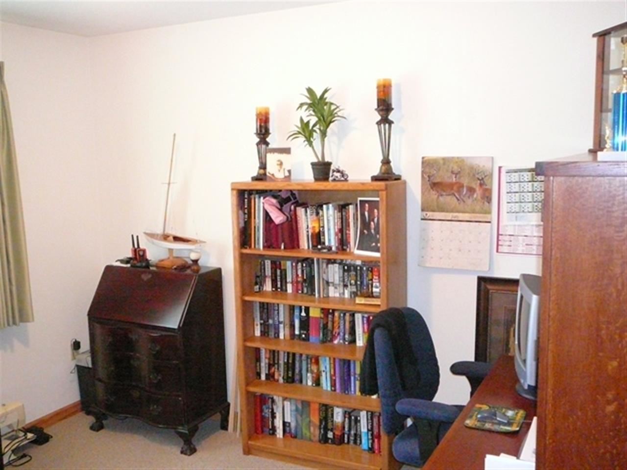 1213 E 4th Street - Photo 11