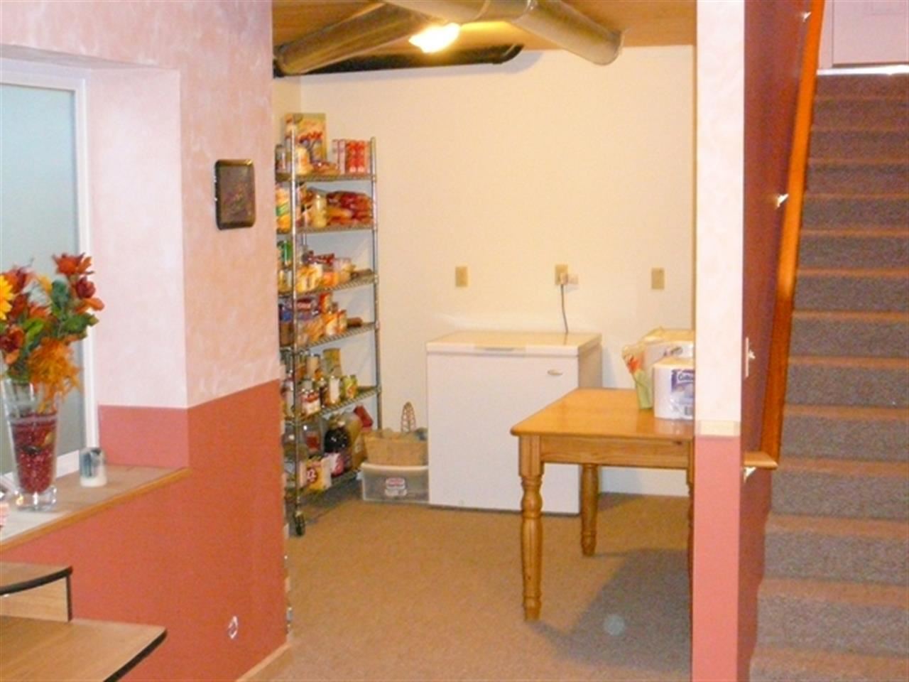 1213 E 4th Street - Photo 16