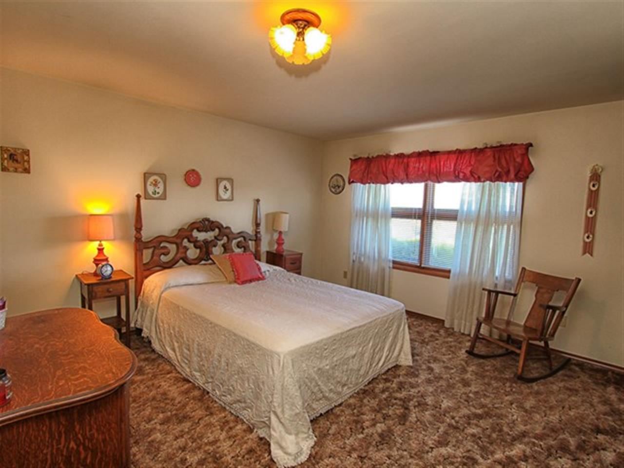7721 S Plymouth Rd - Photo 10