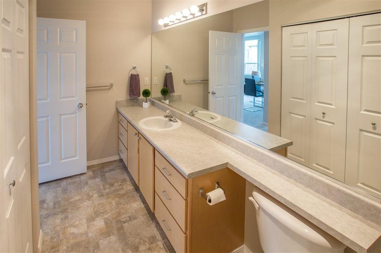 22855 E country vista Dr - Photo 9