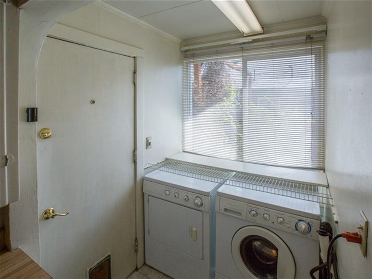 2814 N Perry St - Photo 8