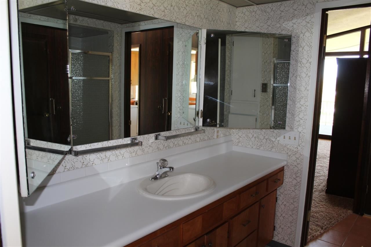 7604 E 18th - Photo 8