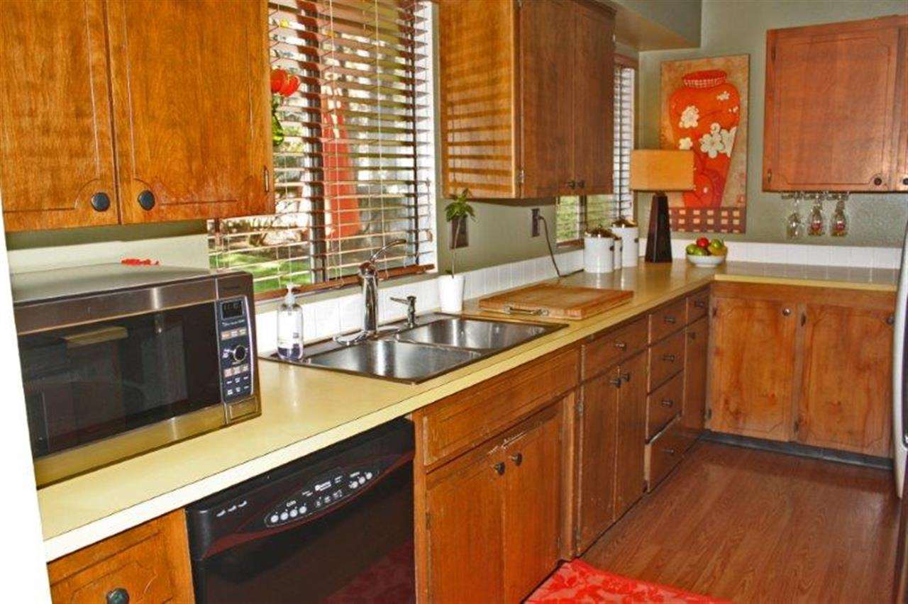 11416 E 44th Ave - Photo 6