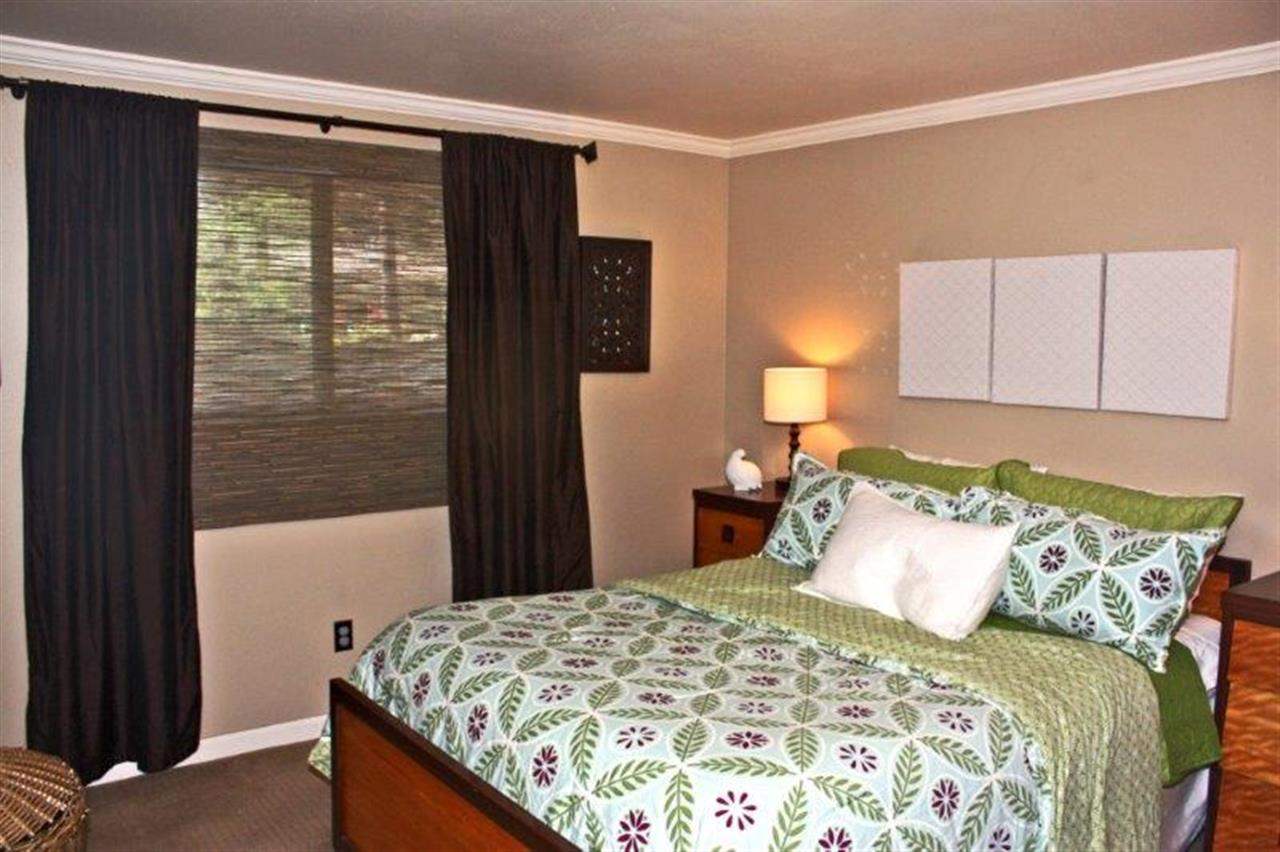 11416 E 44th Ave - Photo 10