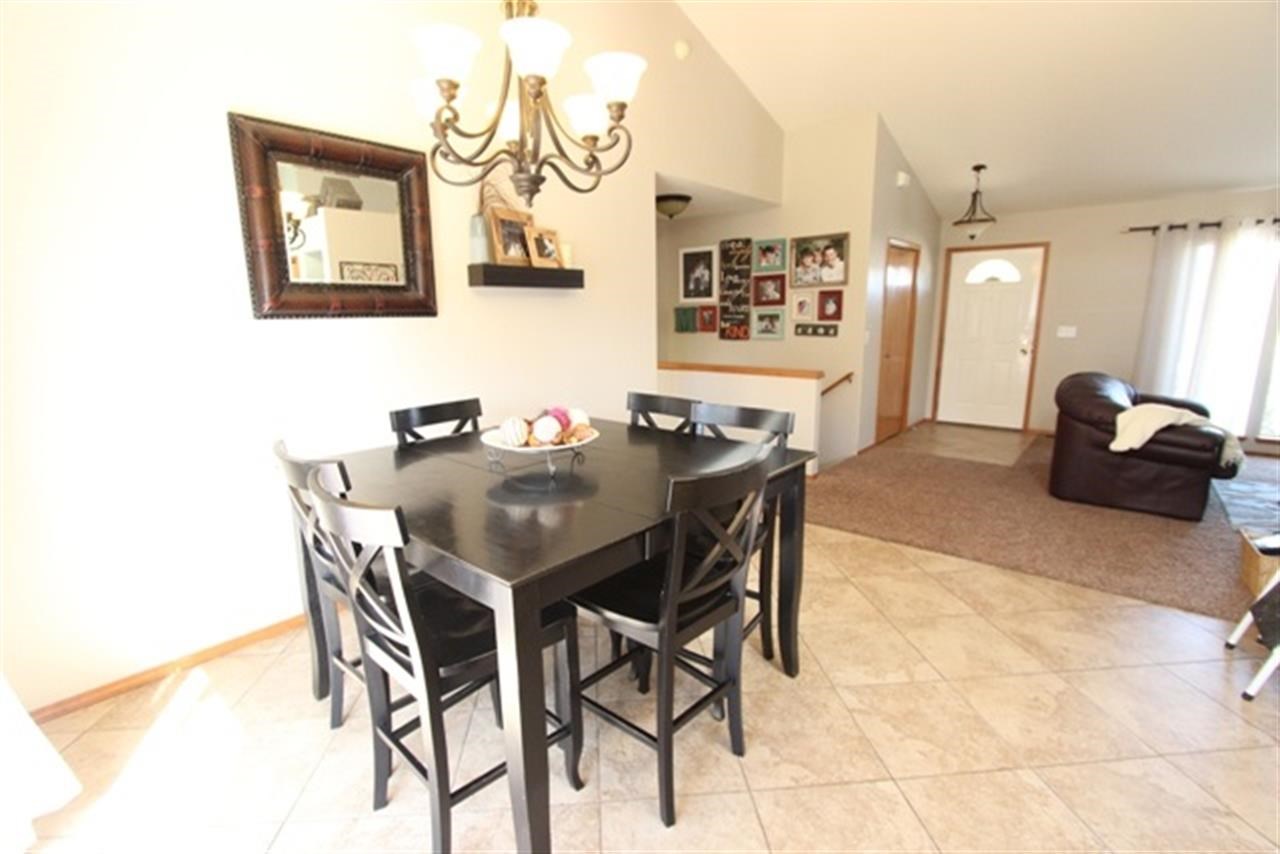 15208 E 17th Ct - Photo 4