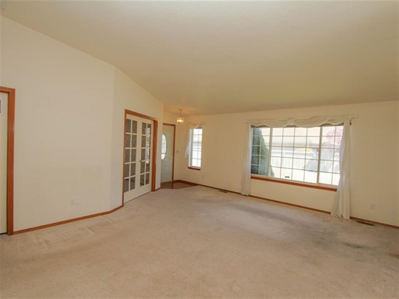 23030 E Oldenburg Ln - Photo 10