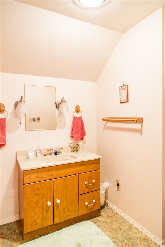 2028 W Grace Ave - Photo 13