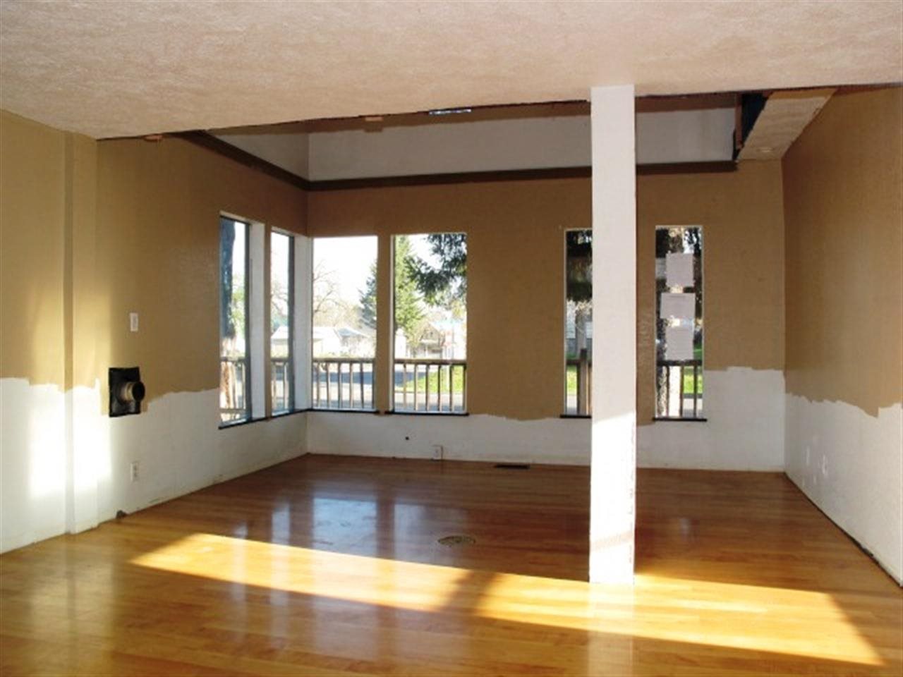 2404 E 7th Avenue - Photo 3