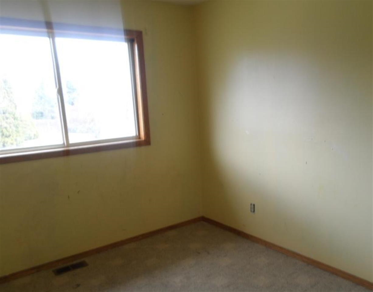 22618 E Broad Ave - Photo 4