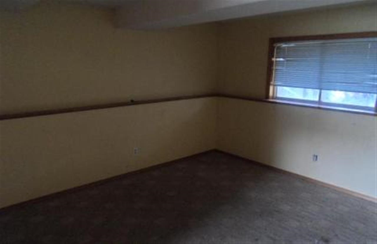 22618 E Broad Ave - Photo 5