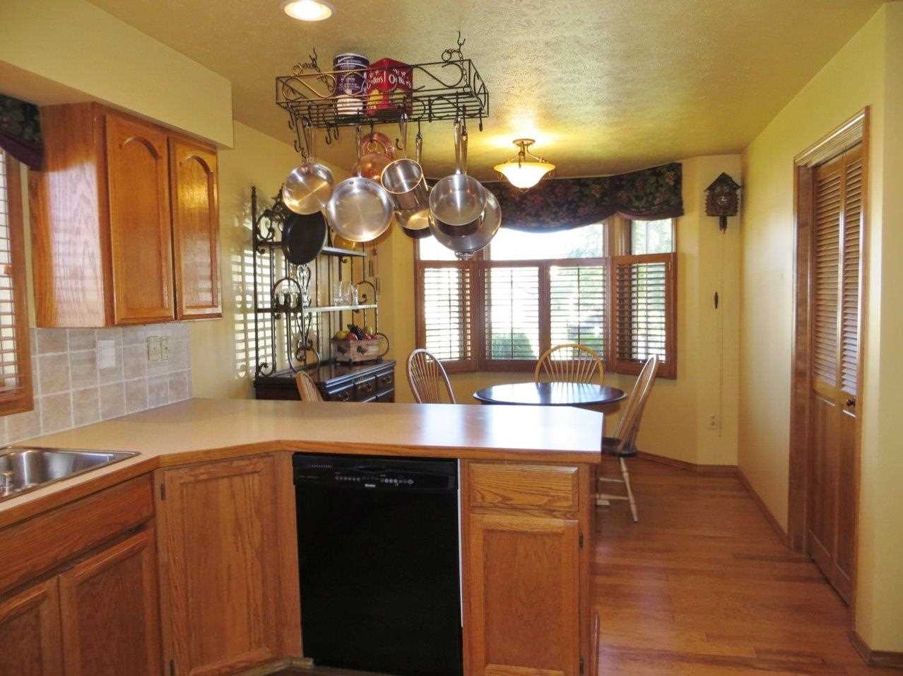 9705 N Ridgecrest - Photo 9